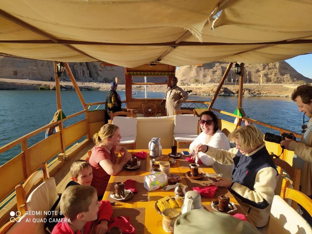 Eskaleh Eco-Lodge Abu Simbel Esterno foto