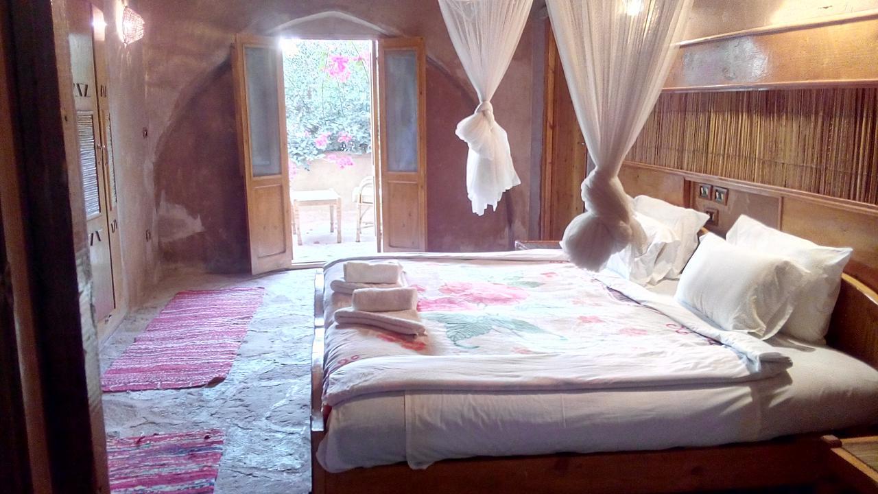 Eskaleh Eco-Lodge Abu Simbel Esterno foto